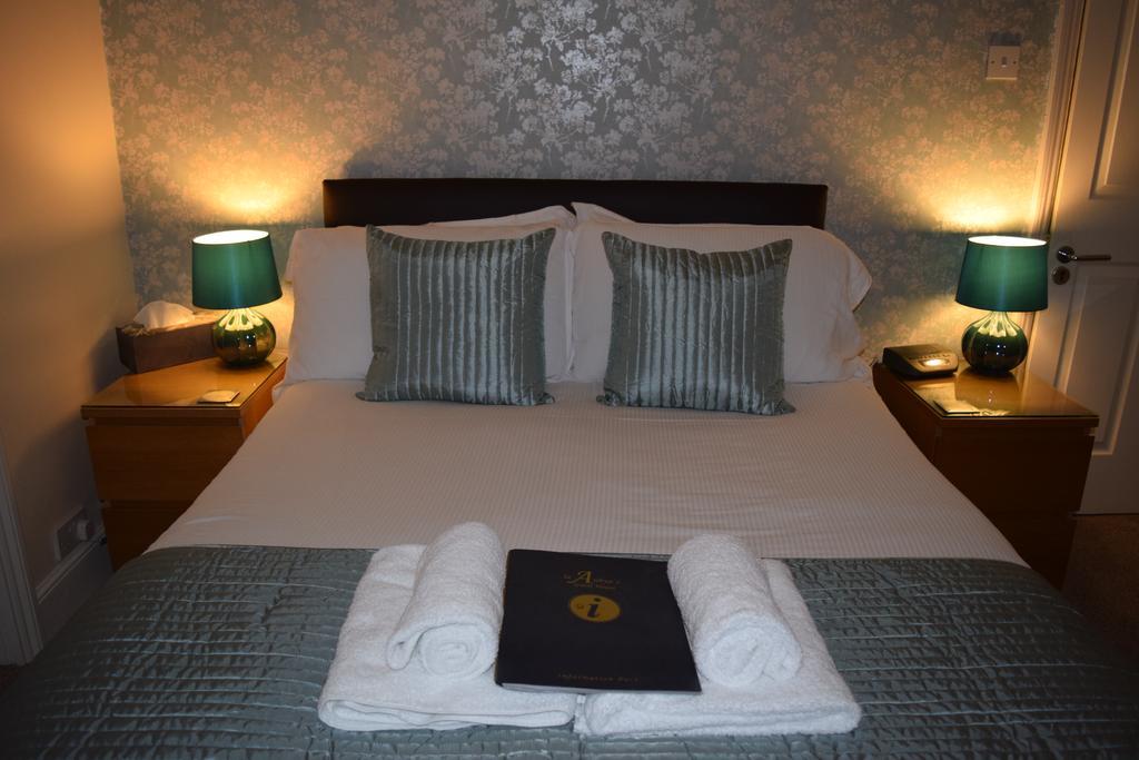 St Aubyn'S Guest House 布里奇沃特 外观 照片